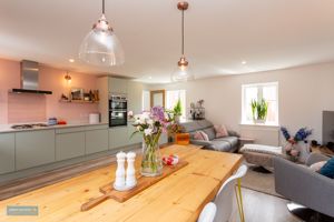 Kitchen/Diner/Lounge- click for photo gallery